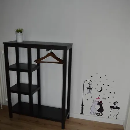Paris&ny&london Apartment