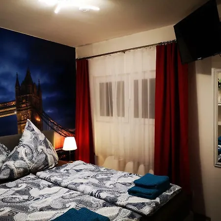 Paris&ny&london Apartment *